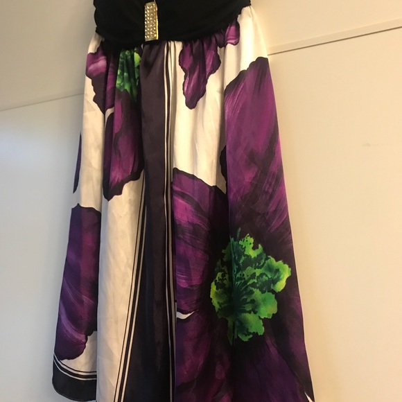 Mini dress - Picture 7 of 8